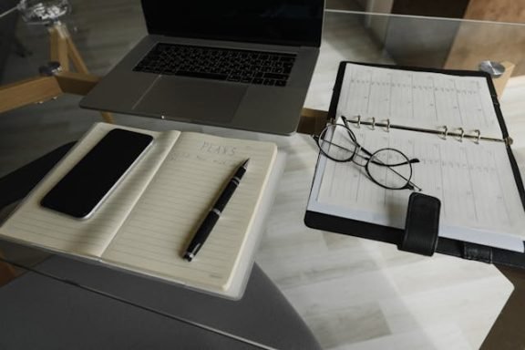 agendas personalizadas para empresas de anillas y compactas