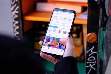 omo ganar dinero en Instagram